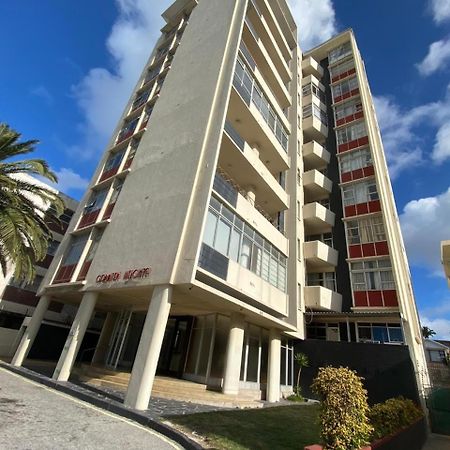 Modern Rooms Available Close To The Beach In Humewood Port Elizabeth Dış mekan fotoğraf